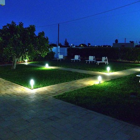 B&B Domus Terra Mare Торре-Сан-Джованни-Удженто Экстерьер фото