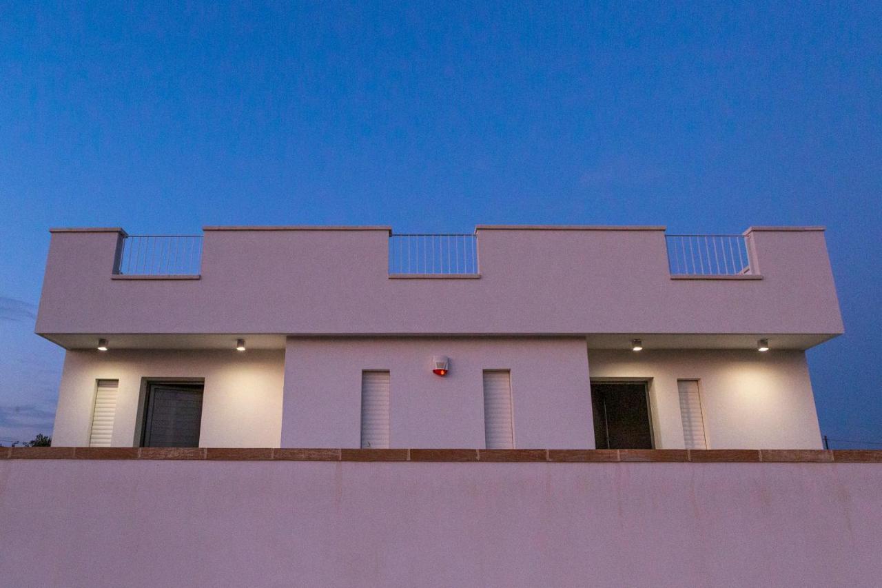 B&B Domus Terra Mare Торре-Сан-Джованни-Удженто Экстерьер фото