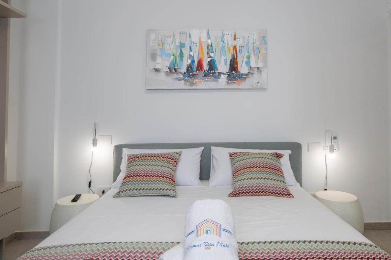 B&B Domus Terra Mare Торре-Сан-Джованни-Удженто Экстерьер фото