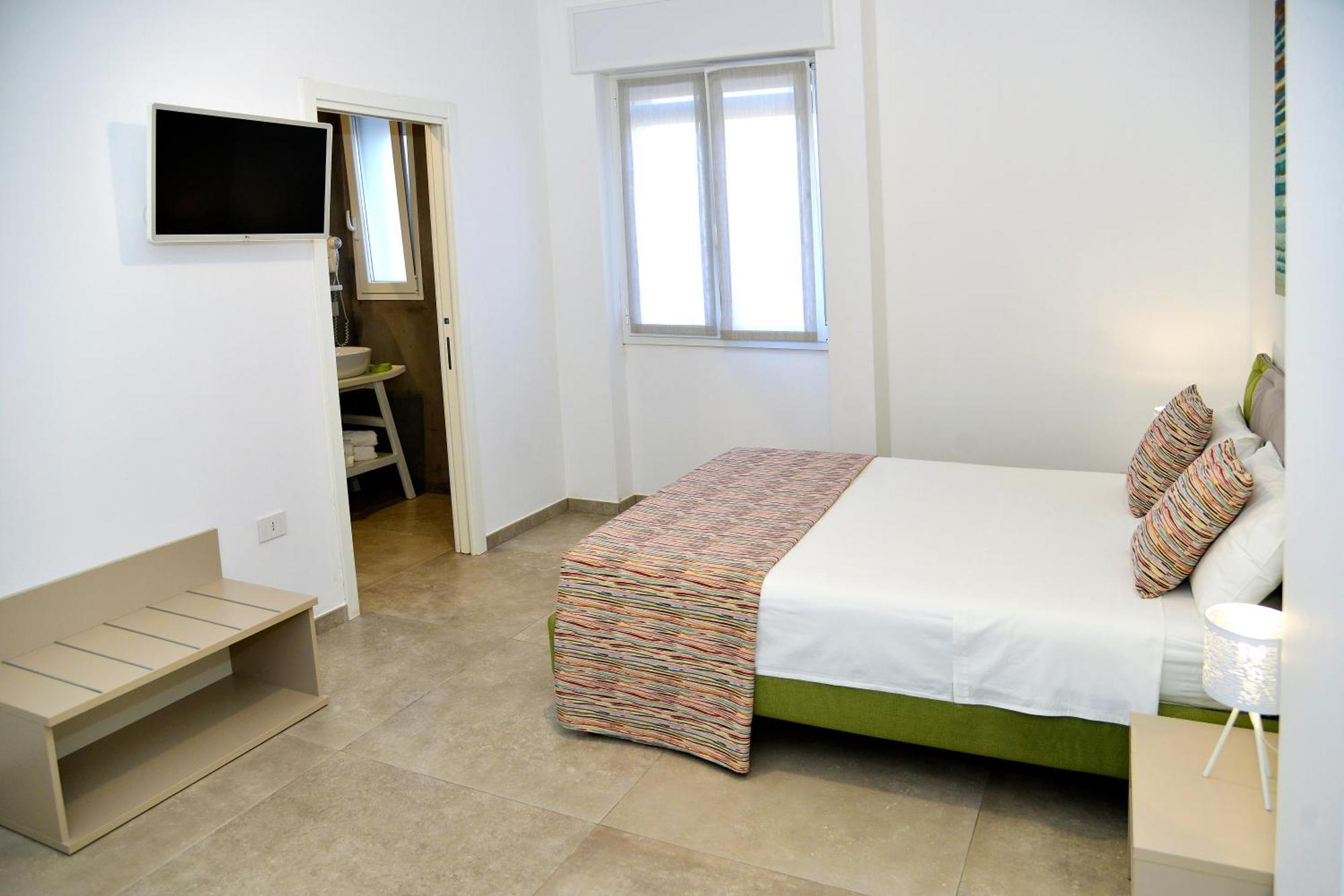B&B Domus Terra Mare Торре-Сан-Джованни-Удженто Экстерьер фото