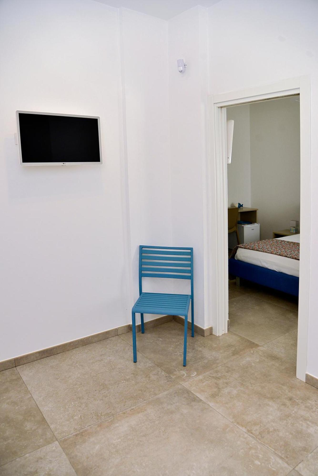 B&B Domus Terra Mare Торре-Сан-Джованни-Удженто Экстерьер фото