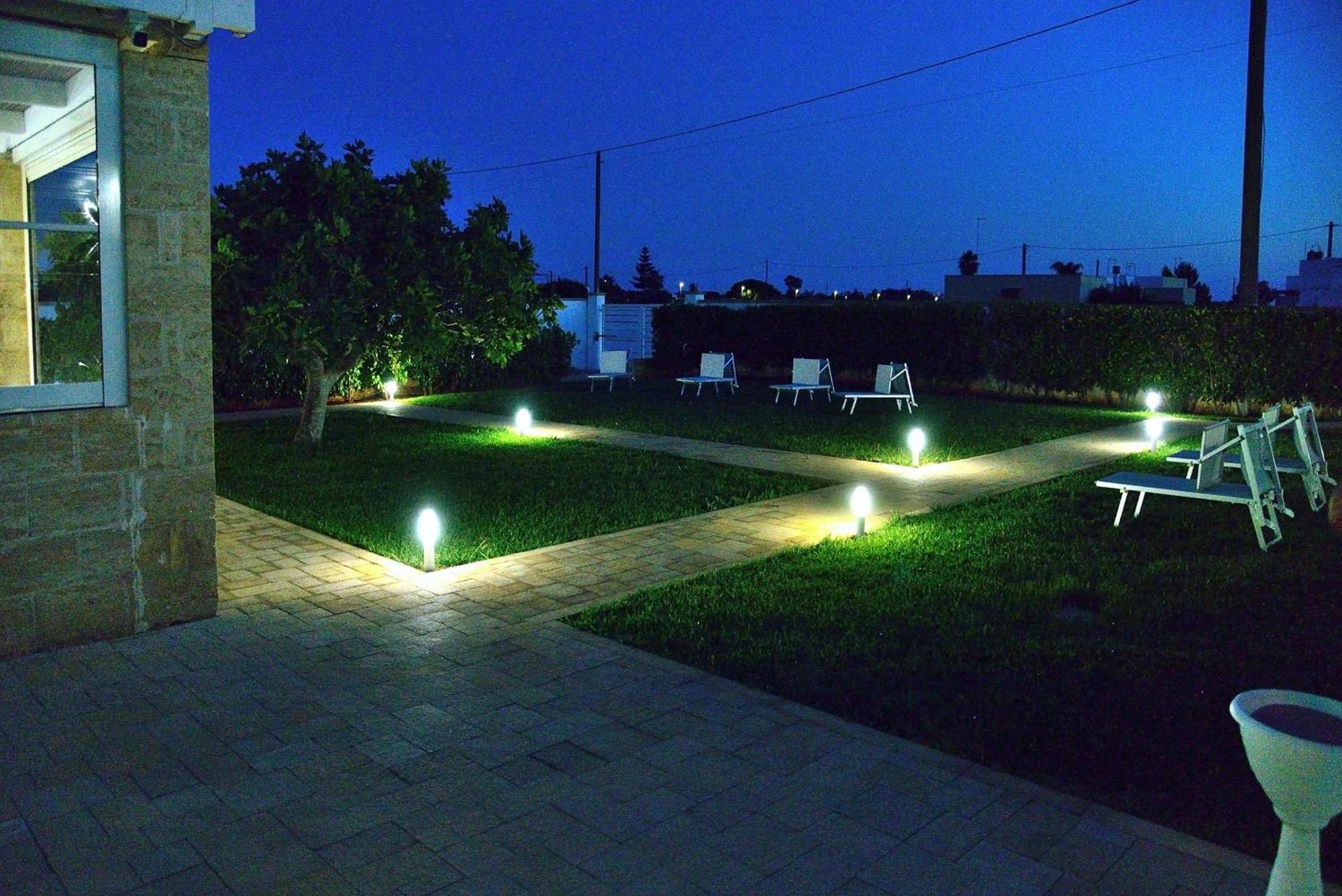 B&B Domus Terra Mare Торре-Сан-Джованни-Удженто Экстерьер фото