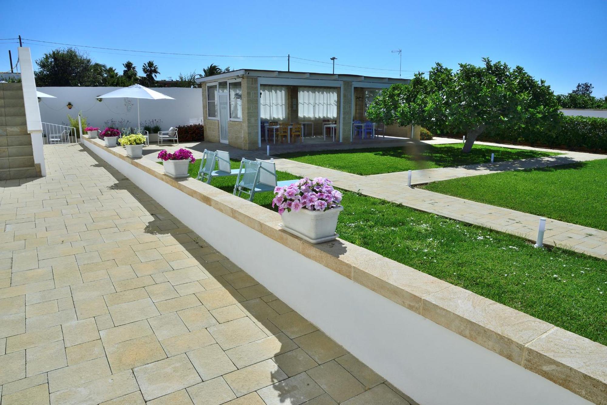 B&B Domus Terra Mare Торре-Сан-Джованни-Удженто Экстерьер фото